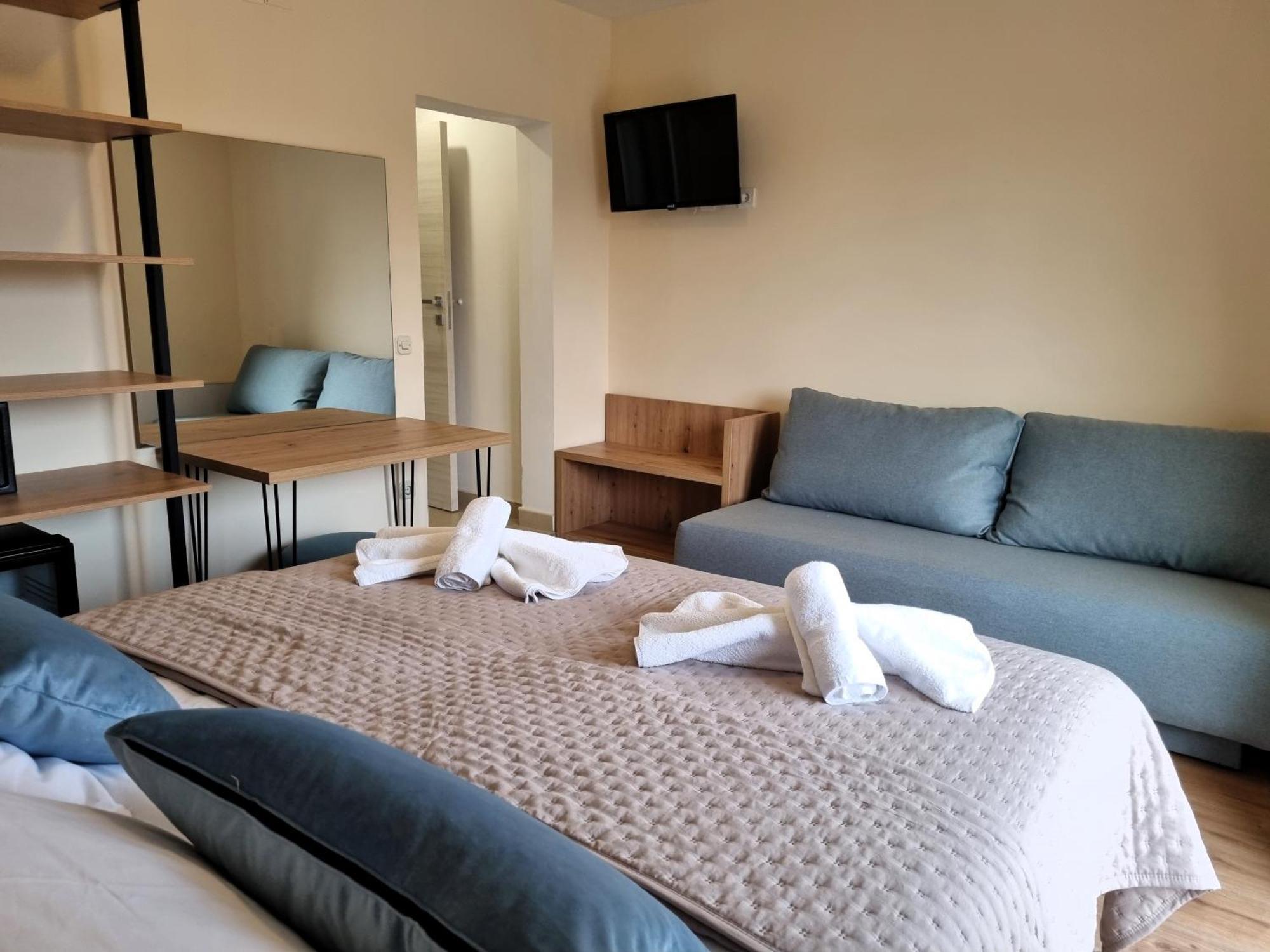 Hotel Daniela 3*