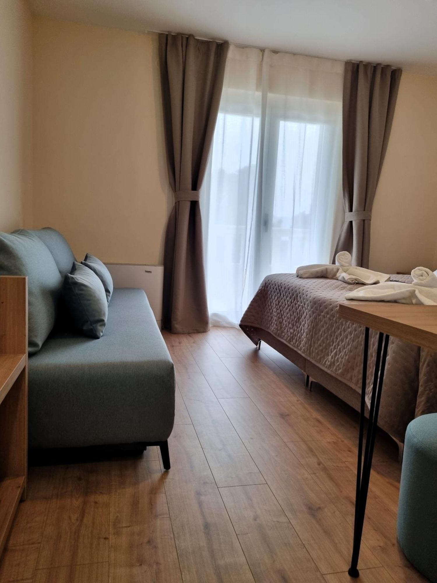 Daniela Hotel