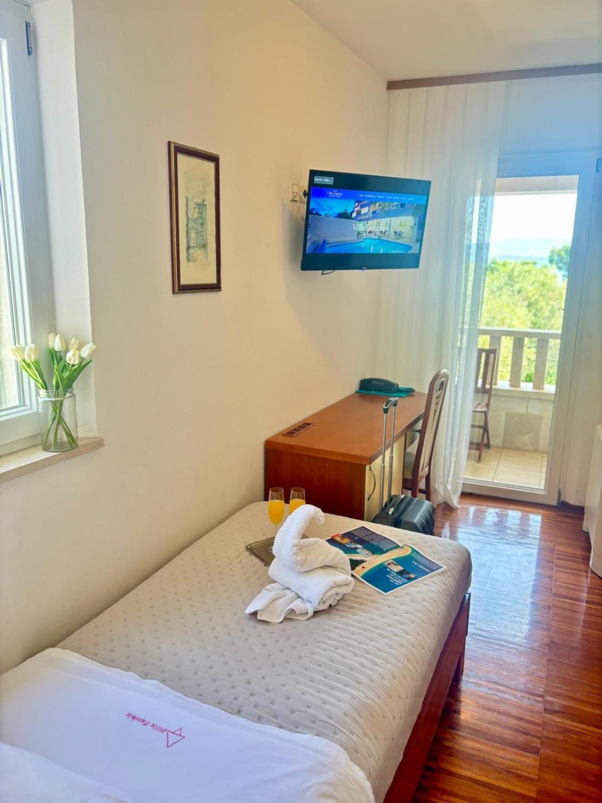 Daniela Hotel
